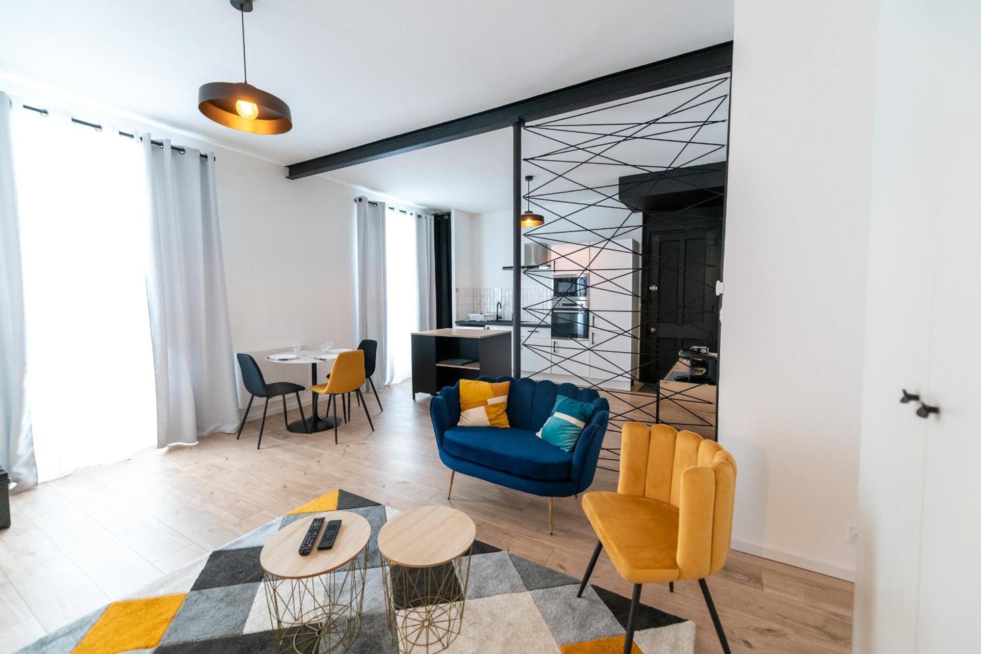 Kasa Arty - Equipe - Agreable Et Confortable Saint-Etienne (Loire)