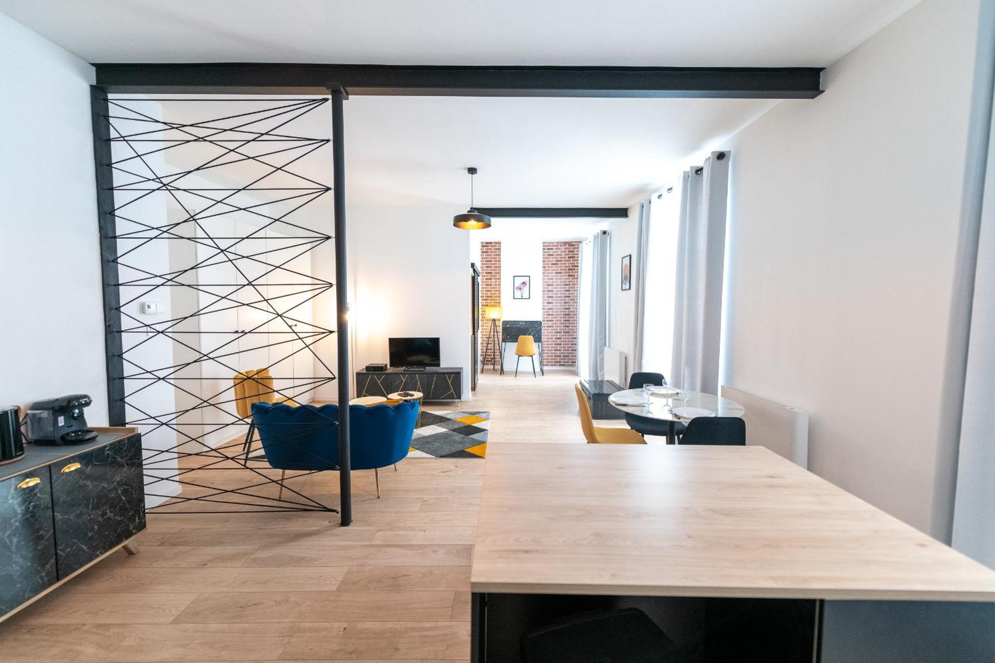 Kasa Arty - Equipe - Agreable Et Confortable Apartment